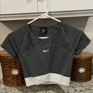 Nike Women's Black and White Crop Top